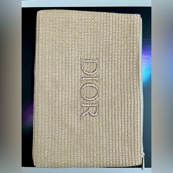 Dior Natural Beige Woven Pouch with Embroidered Logo - Picture 6 of 9